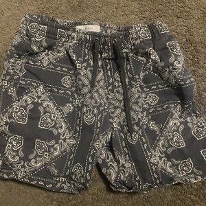 Patterned Black and White Mens shorts/ Pacsun Size - small